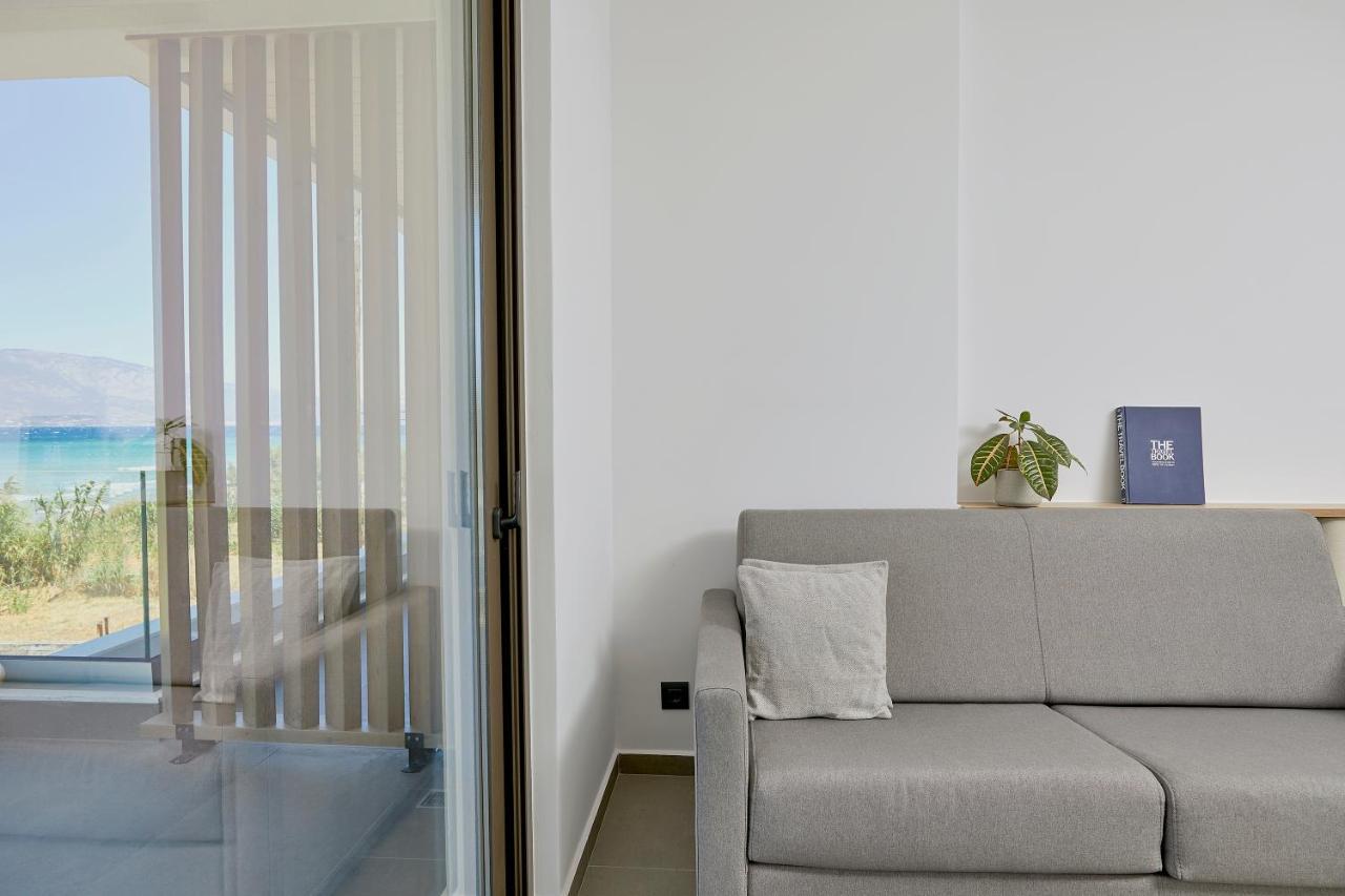 Mare Suites Λέχαιο Εξωτερικό φωτογραφία
