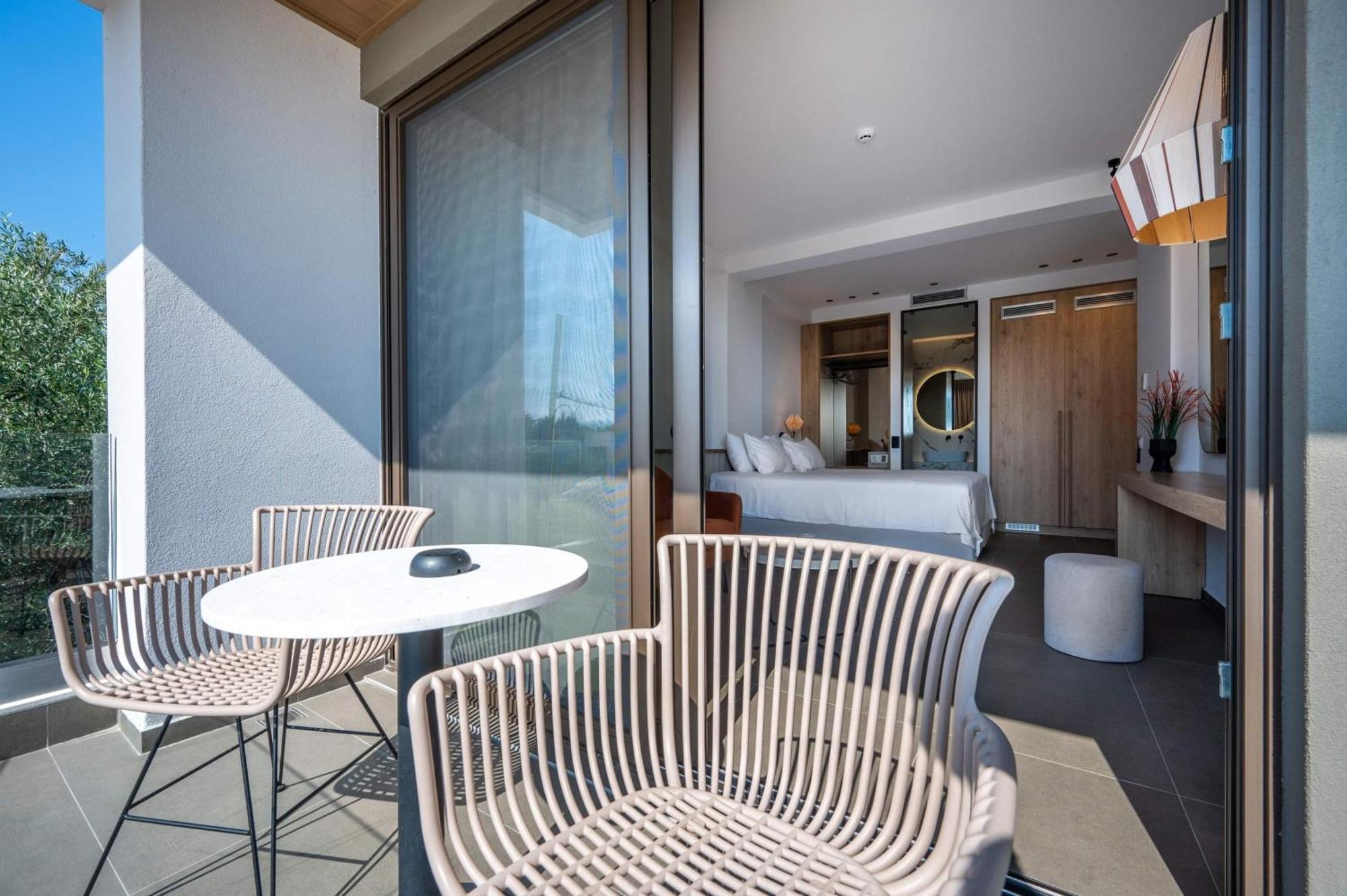 Mare Suites Λέχαιο Εξωτερικό φωτογραφία